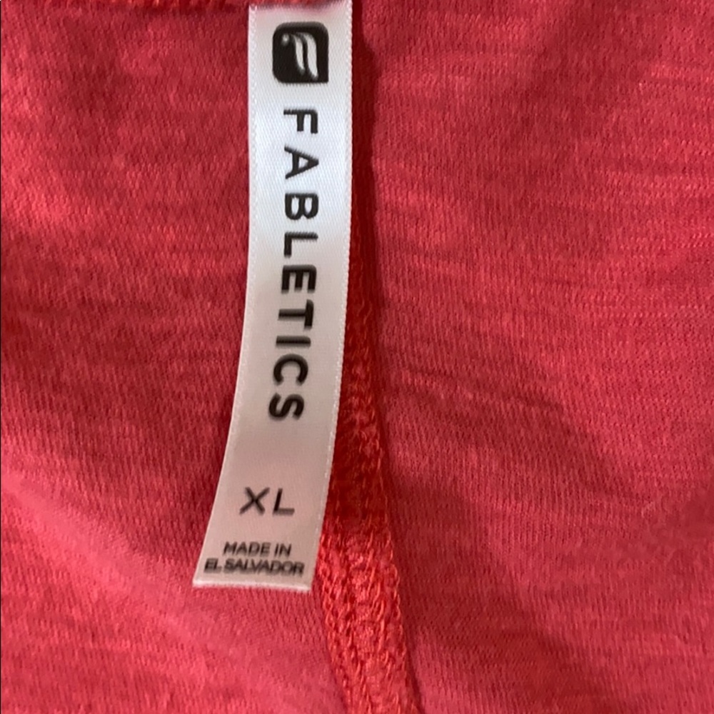 Fabletics PinkTee - Picture 2 of 4